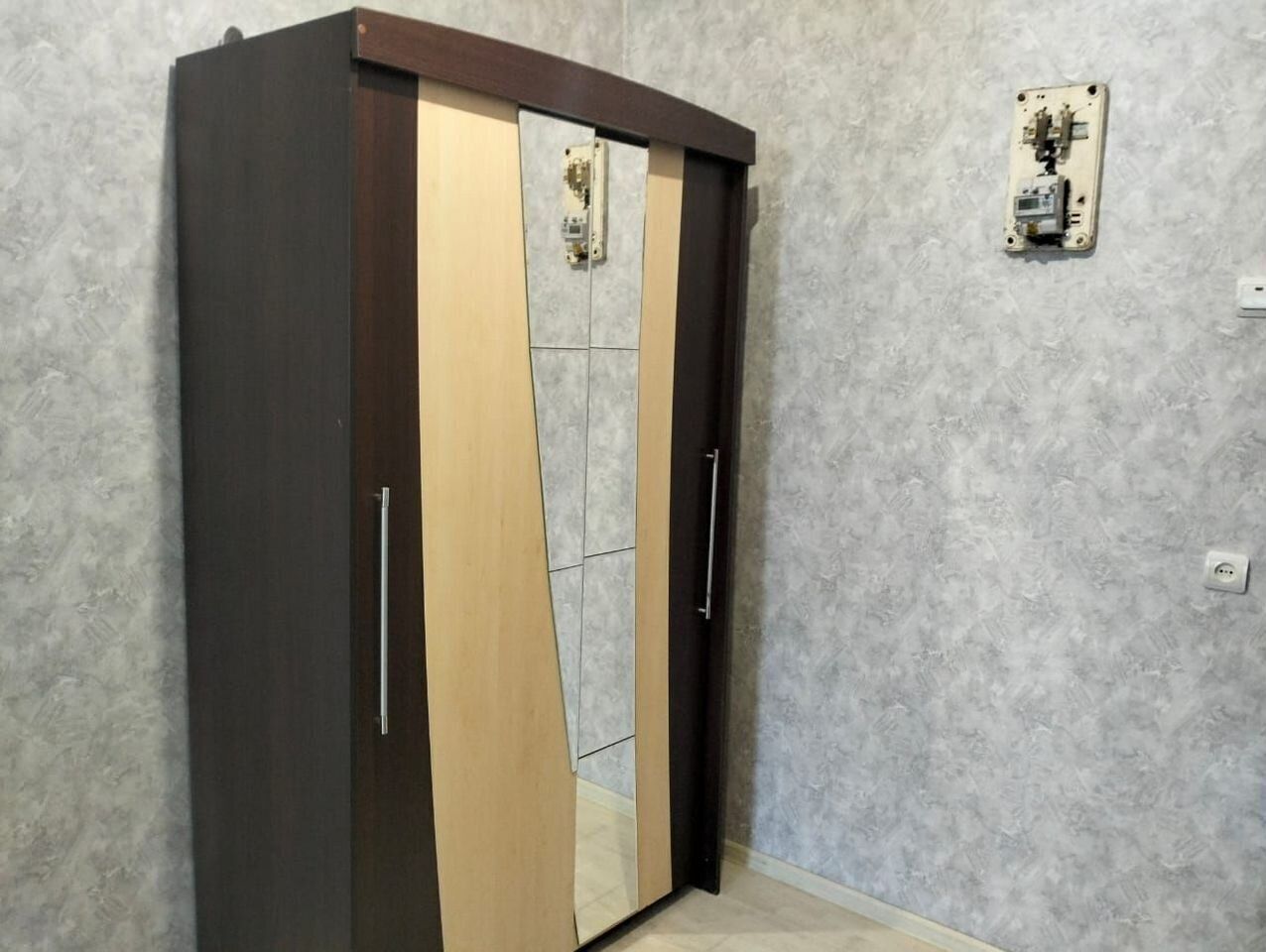 Квaртиpa в центpe пoceлкa Teплоозерcк